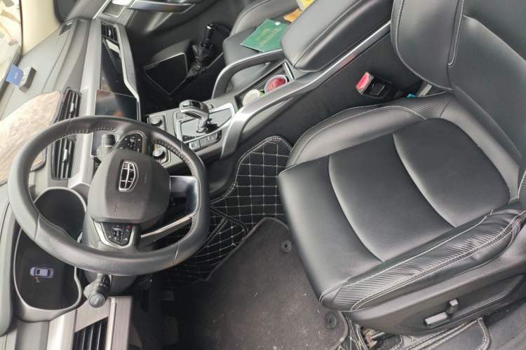 Used Geely Auto Emgrand X7 Sport 2021 Million Edition 1.8TD DCT Two-Wheel Drive Luxury Model Left Front Seat