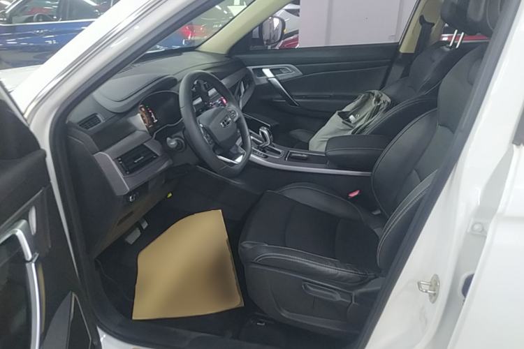 Used Geely Auto Emgrand X7 Sport 2021 Million Edition 1.8TD DCT Two-Wheel Drive Comfort Model Left Front Seat