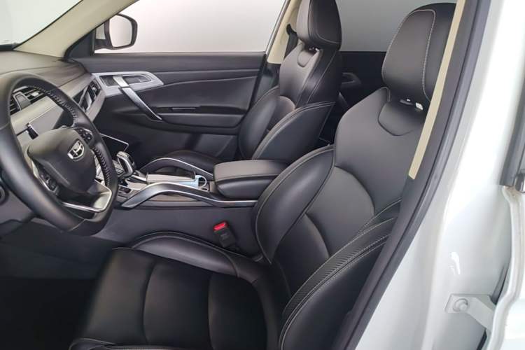Used Geely Auto Emgrand X7 Sport 2021 Million Edition 1.8TD DCT Two-Wheel Drive Luxury Model Left Front Seat