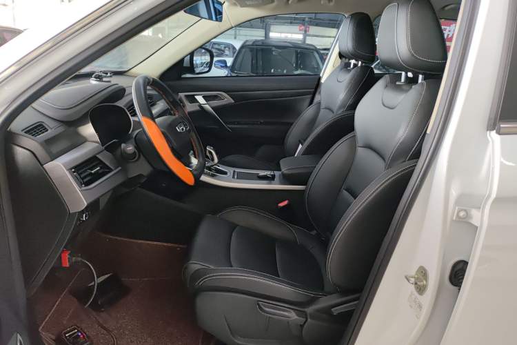 Used Geely Auto Emgrand X7 Sport 2021 Million Edition 1.8TD DCT Two-Wheel Drive Comfort Model Left Front Seat
