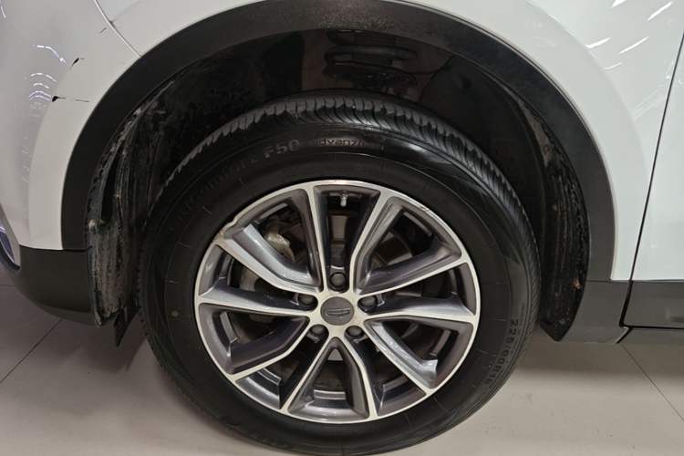 Used Geely Auto Emgrand X7 Sport 2021 Million Edition 1.8TD DCT Two-Wheel Drive Comfort Model Left Front Wheel Hub