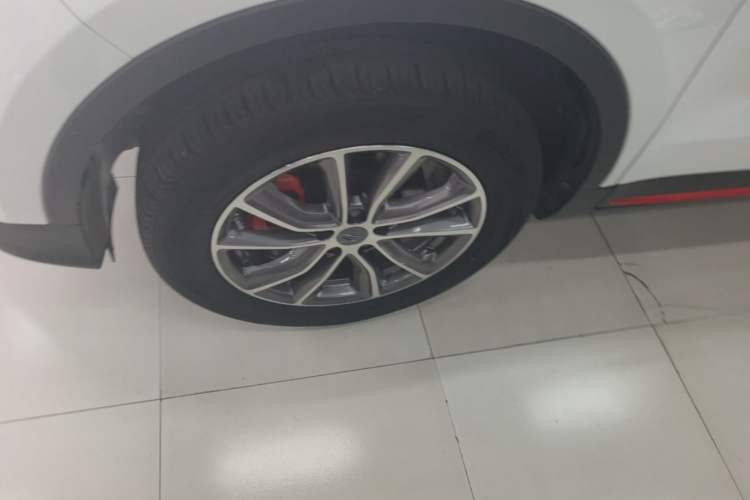 Used Geely Auto Emgrand X7 Sport 2021 1.8TD DCT Two-Wheel Drive Asian Games Comfort Edition Left Front Wheel Hub
