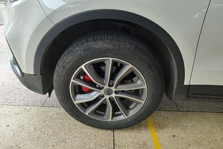 Used Geely Auto Emgrand X7 Sport 2021 1.8TD DCT Two-Wheel Drive Asian Games Edition Left Front Wheel Hub