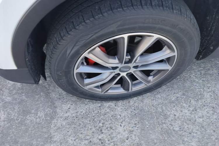 Used Geely Auto Emgrand X7 Sport 2021 1.8TD DCT Two-Wheel Drive Asian Games Edition Left Front Wheel Hub