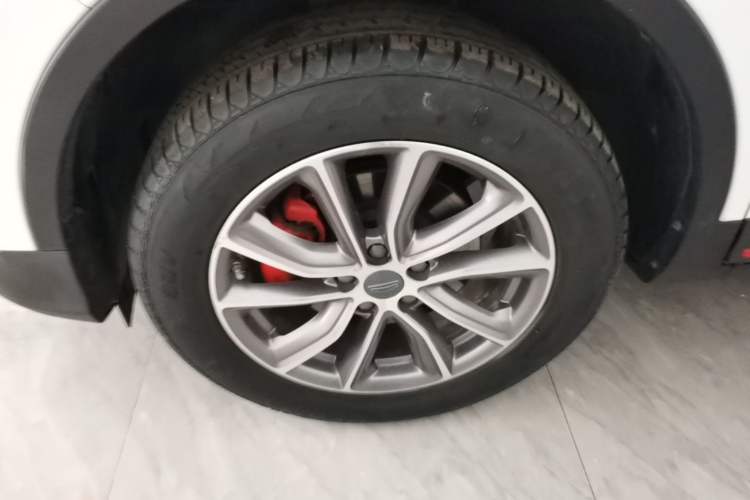Used Geely Auto Emgrand X7 Sport 2021 1.8TD DCT Two-Wheel Drive Asian Games Edition Left Front Wheel Hub