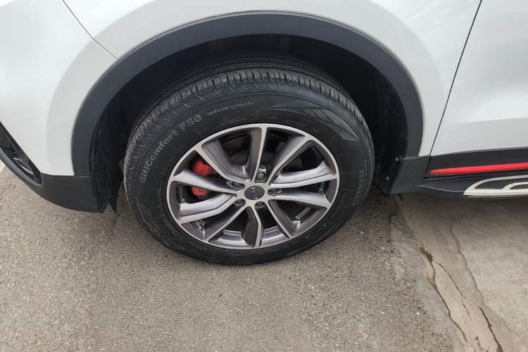 Used Geely Auto Emgrand X7 Sport 2021 1.8TD Manual Two-Wheel Drive Asian Games Edition Left Front Wheel Hub