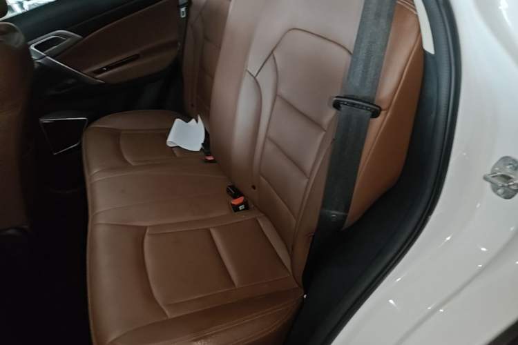 Used Geely Auto Emgrand X7 Sport 2021 1.8TD DCT Two-Wheel Drive Asian Games Edition Left Rear Seat