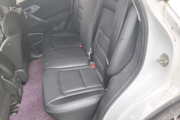 Used Geely Auto Emgrand X7 Sport 2021 Million Edition 1.8TD DCT Two-Wheel Drive Comfort Model Left Rear Seat