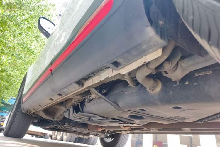 Used Geely Auto Emgrand X7 Sport 2021 1.8TD DCT Two-Wheel Drive Asian Games Comfort Edition Left Side Sill