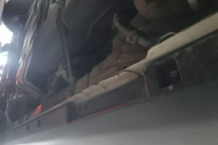 Used Geely Auto Emgrand X7 Sport 2021 1.8TD DCT Two-Wheel Drive Asian Games Edition Left Side Sill