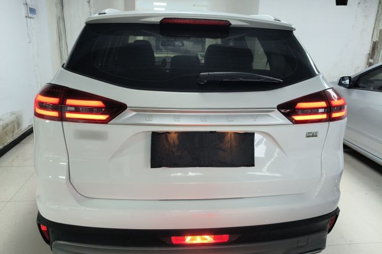 Used Geely Auto Emgrand X7 Sport 2021 Million Edition 1.8TD DCT Two-Wheel Drive Luxury Model Rear