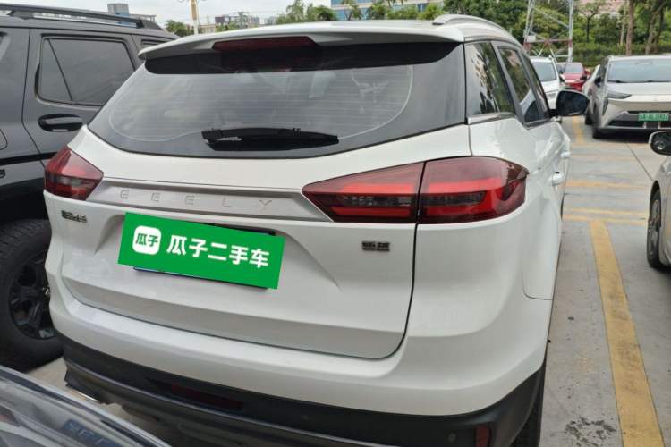 Used Geely Auto Emgrand X7 Sport 2021 Million Edition 1.8TD DCT Two-Wheel Drive Luxury Model Rear