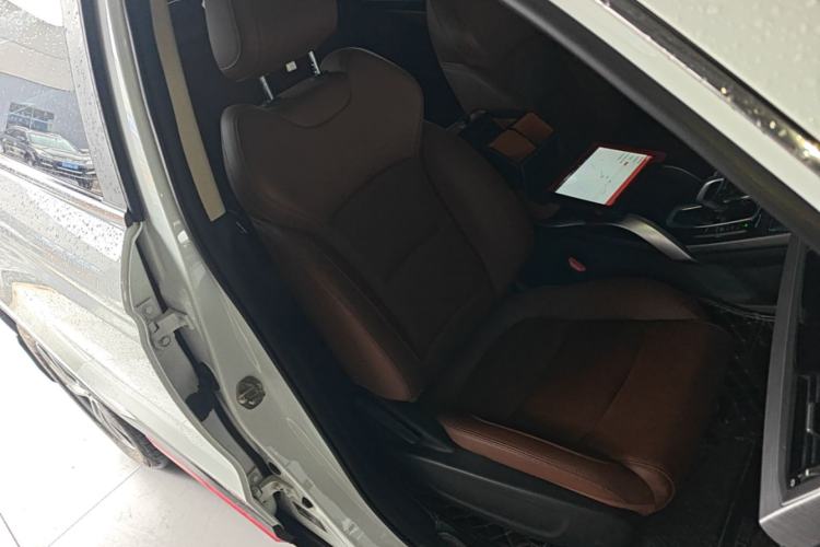 Used Geely Auto Emgrand X7 Sport 2021 1.8TD DCT Two-Wheel Drive Asian Games Edition Right Front Seat