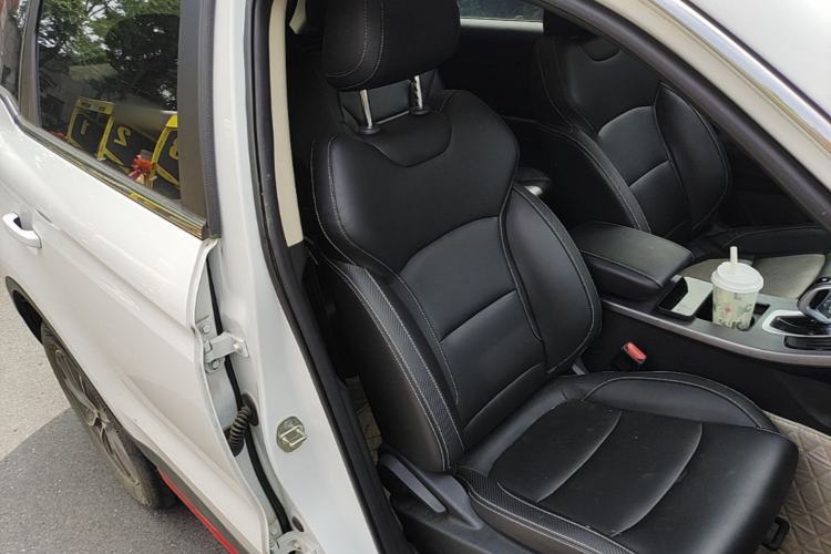 Used Geely Auto Emgrand X7 Sport 2021 1.8TD DCT Two-Wheel Drive Asian Games Comfort Edition Right Front Seat