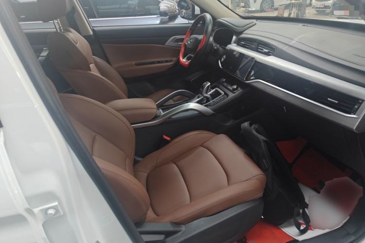 Used Geely Auto Emgrand X7 Sport 2021 1.8TD DCT Two-Wheel Drive Asian Games Edition Right Front Seat