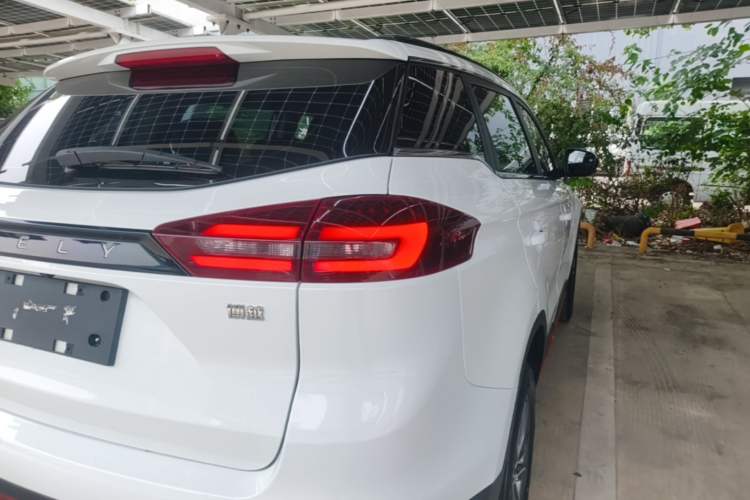 Used Geely Auto Emgrand X7 Sport 2021 1.8TD DCT Two-Wheel Drive Asian Games Edition Right Rear Taillight