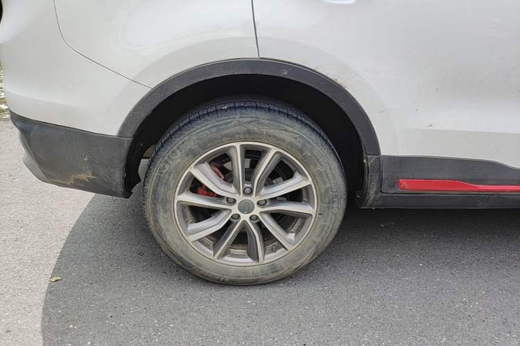 Used Geely Auto Emgrand X7 Sport 2021 1.8TD DCT Two-Wheel Drive Asian Games Comfort Edition Right Rear Wheel Hub