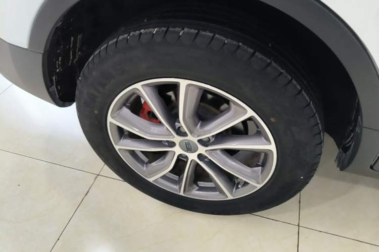 Used Geely Auto Emgrand X7 Sport 2021 1.8TD DCT Two-Wheel Drive Asian Games Comfort Edition Right Rear Wheel Hub