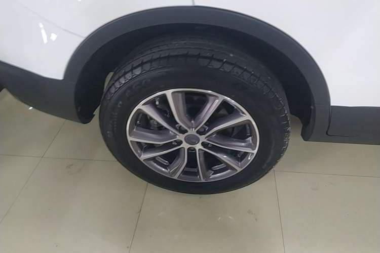 Used Geely Auto Emgrand X7 Sport 2021 Million Edition 1.8TD DCT Two-Wheel Drive Comfort Model Right Rear Wheel Hub