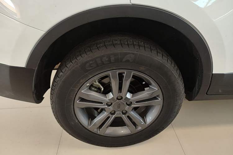 Used Geely Auto Emgrand X7 Sport 2021 Million Edition 1.8TD Manual Two-Wheel Drive Comfort Model Right Rear Wheel Hub