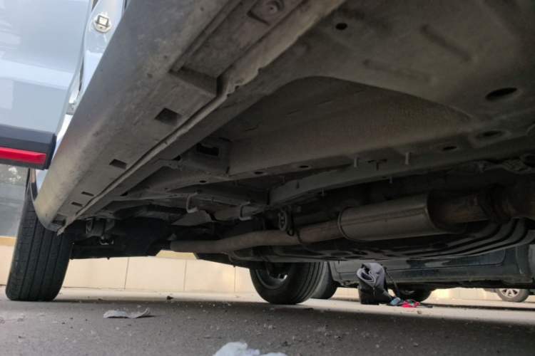 Used Geely Auto Emgrand X7 Sport 2021 1.8TD DCT Two-Wheel Drive Asian Games Edition Right Side Sill