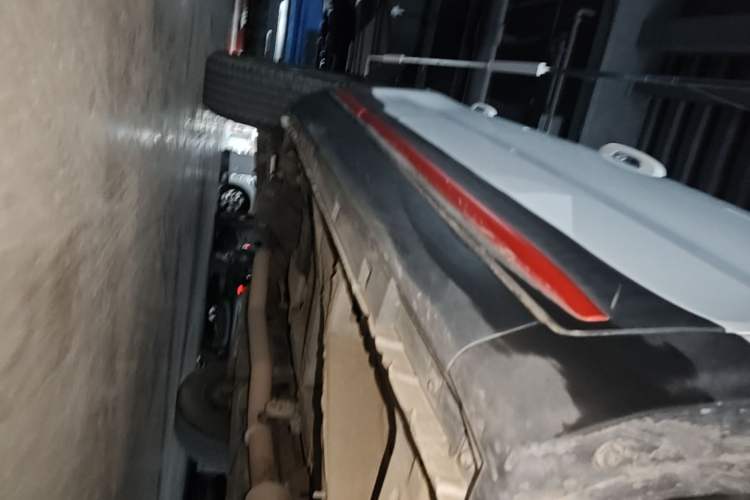 Used Geely Auto Emgrand X7 Sport 2021 1.8TD DCT Two-Wheel Drive Asian Games Edition Right Side Sill