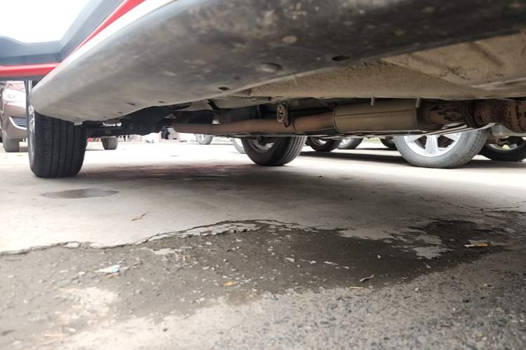 Used Geely Auto Emgrand X7 Sport 2021 1.8TD Manual Two-Wheel Drive Asian Games Edition Right Side Sill