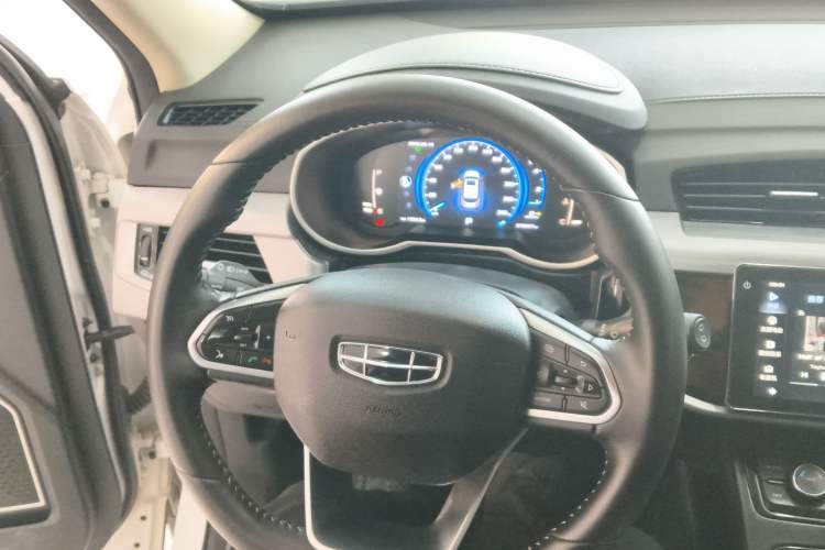 Used Geely Auto Emgrand X7 Sport 2021 Million Edition 1.8TD DCT Two-Wheel Drive Luxury Model Steering Wheel