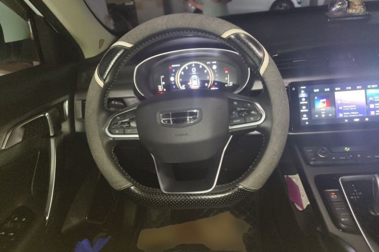 Used Geely Auto Emgrand X7 Sport 2021 Million Edition 1.8TD DCT Two-Wheel Drive Luxury Model Steering Wheel