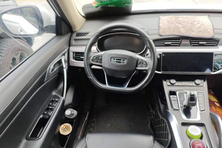 Used Geely Auto Emgrand X7 Sport 2021 Million Edition 1.8TD DCT Two-Wheel Drive Luxury Model Steering Wheel