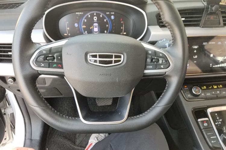 Used Geely Auto Emgrand X7 Sport 2021 1.8TD DCT Two-Wheel Drive Asian Games Edition Steering Wheel