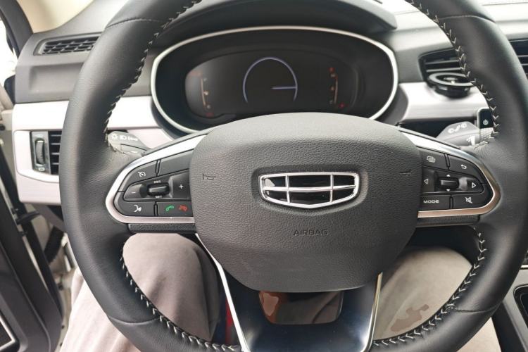 Used Geely Auto Emgrand X7 Sport 2021 Million Edition 1.8TD DCT Two-Wheel Drive Luxury Model Steering Wheel