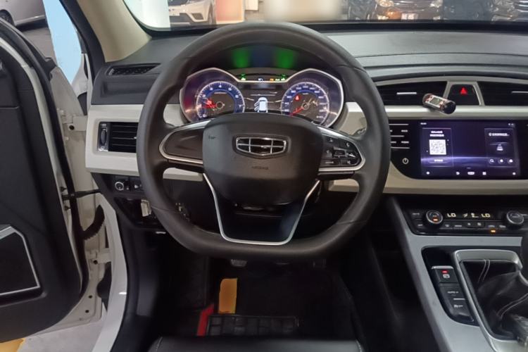 Used Geely Auto Emgrand X7 Sport 2021 Million Edition 1.8TD Manual Two-Wheel Drive Comfort Model Steering Wheel