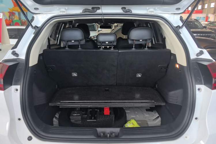 Used Geely Auto Emgrand X7 Sport 2021 Million Edition 1.8TD DCT Two-Wheel Drive Comfort Model Trunk