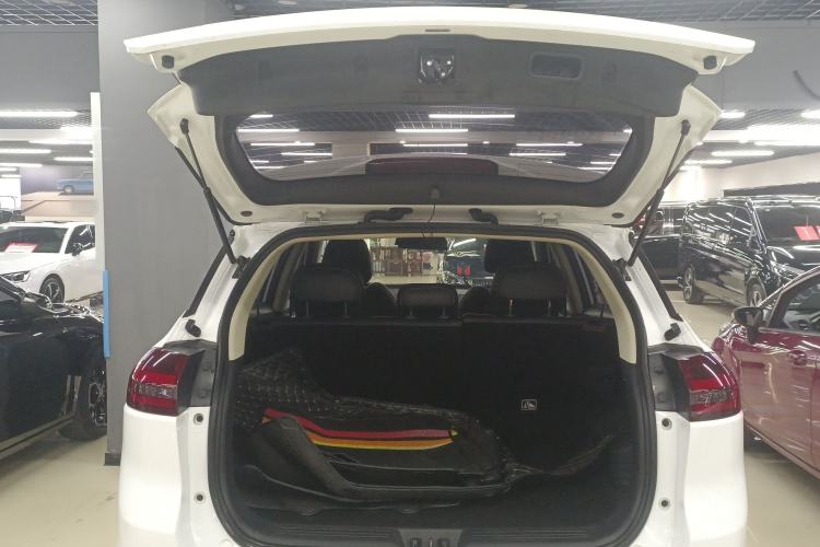 Used Geely Auto Emgrand X7 Sport 2021 Million Edition 1.8TD DCT Two-Wheel Drive Comfort Model Trunk