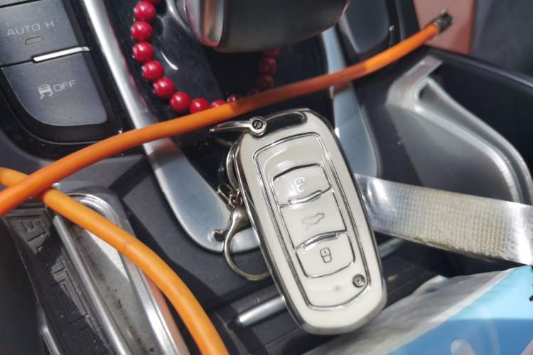 Used Geely Auto Emgrand X7 Sport 2021 1.8TD DCT Two-Wheel Drive Asian Games Edition Vehicle Key