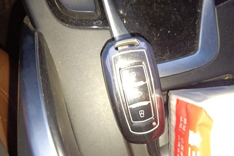 Used Geely Auto Emgrand X7 Sport 2021 1.8TD DCT Two-Wheel Drive Asian Games Edition Vehicle Key