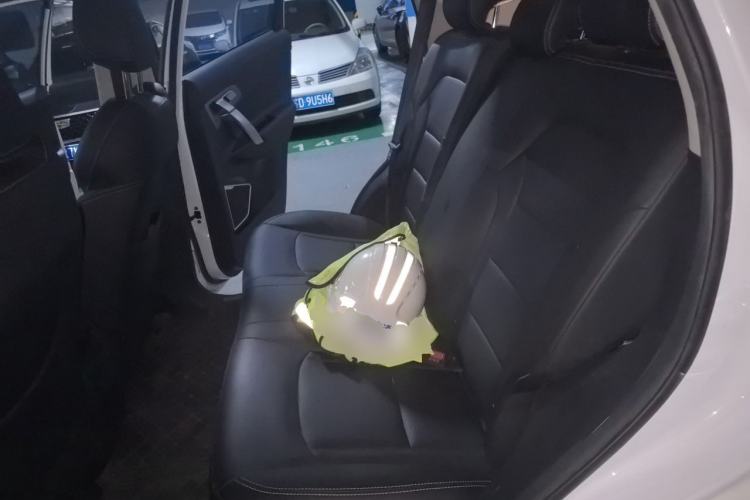 Used Geely Auto Emgrand X7 Sport 2021 1.8TD DCT Two-Wheel Drive Asian Games Comfort Edition Left Rear Seat