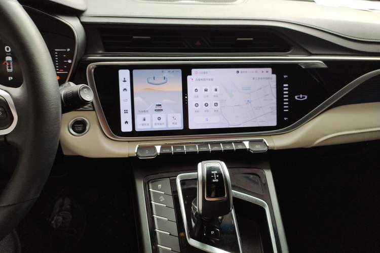 Used Geely Auto Emgrand X7 Sport 2022 Boyue X 1.8TD DCT Smart Model Audio And AC Panel