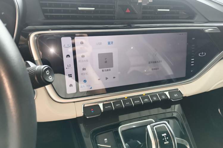 Used Geely Auto Emgrand X7 Sport 2022 Boyue X 1.8TD DCT ZhiZun Edition Audio And AC Panel