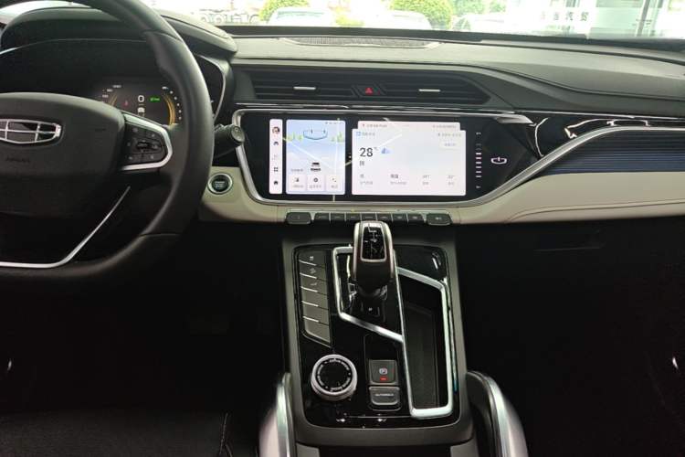 Used Geely Auto Emgrand X7 Sport 2022 Boyue X 1.8TD DCT ZhiShang Model Audio And AC Panel