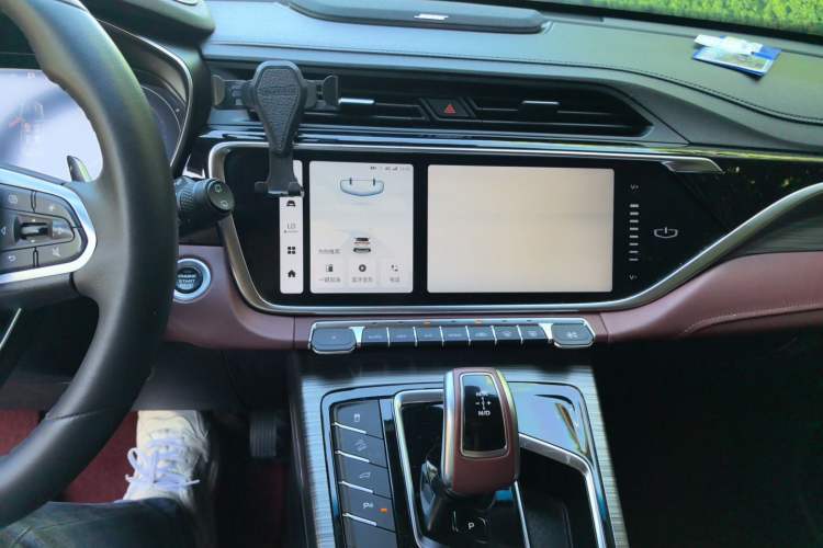 Used Geely Auto Emgrand X7 Sport 2022 Boyue X 1.8TD DCT Smart Edition Audio And AC Panel