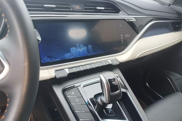 Used Geely Auto Emgrand X7 Sport 2022 Boyue X 1.8TD DCT Smart Model Audio And AC Panel