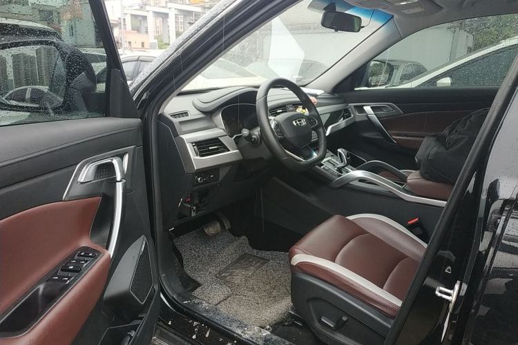 Used Geely Auto Emgrand X7 Sport 2022 1.8TD DCT Zhiya Trim Driver Seat