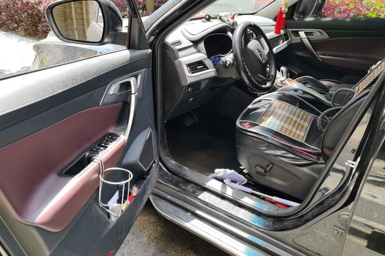 Used Geely Auto Emgrand X7 Sport 2022 1.8TD DCT Zhiya Trim Driver Seat