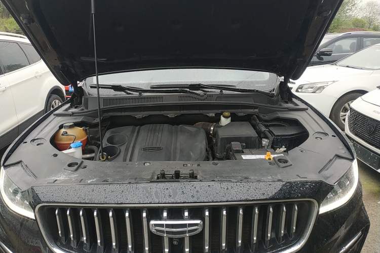 Used Geely Auto Emgrand X7 Sport 2022 1.8TD DCT Zhiya Trim Engine Bay