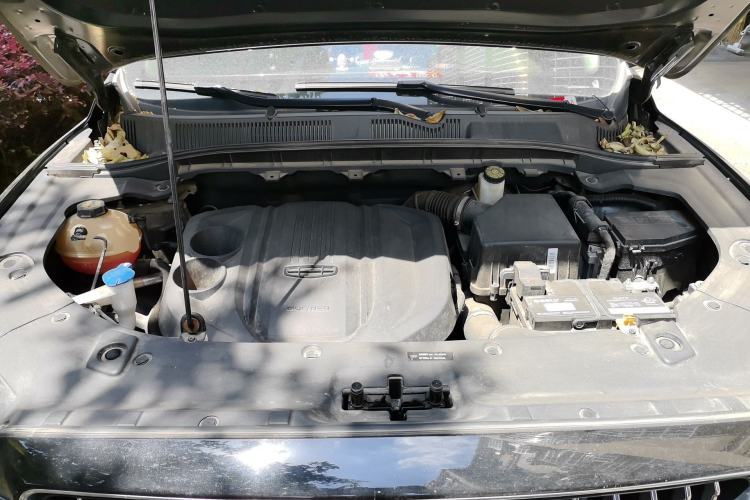 Used Geely Auto Emgrand X7 Sport 2022 1.8TD DCT Zhiya Trim Engine Bay
