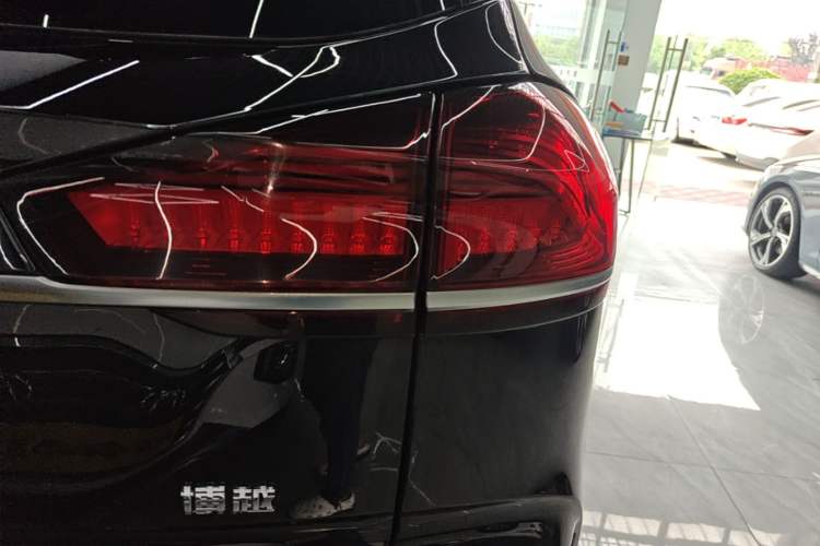 Used Geely Auto Emgrand X7 Sport 2022 Boyue X 1.8TD DCT ZhiShang Model Exterior 1