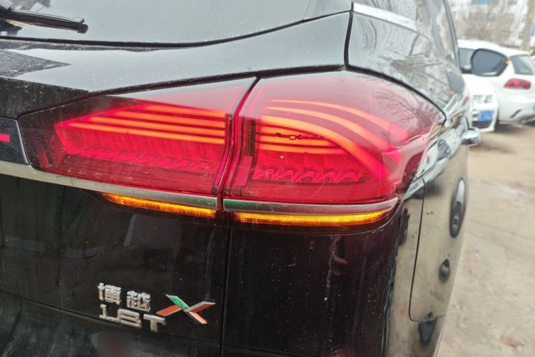Used Geely Auto Emgrand X7 Sport 2022 Boyue X 1.8TD DCT ZhiZun Edition Exterior 3
