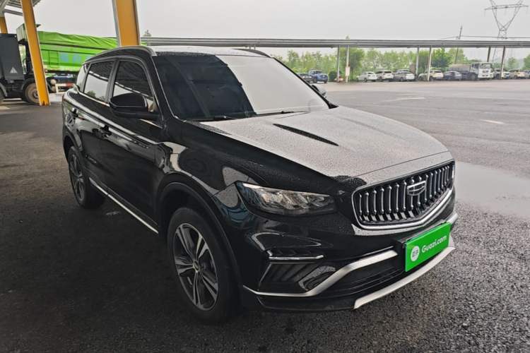 Used Geely Auto Emgrand X7 Sport 2022 1.8TD DCT Zhiya Trim Front Right 45 Deg